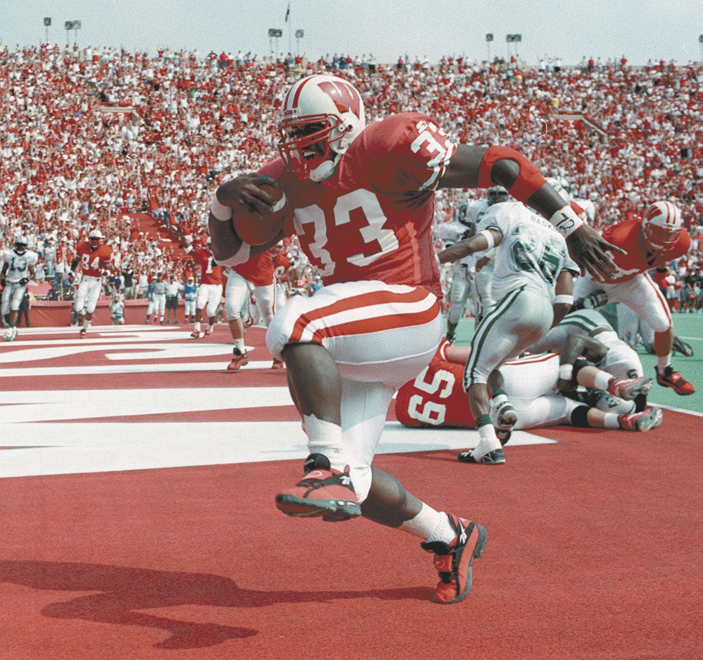 No. 9 (tie): 1996 — Wisconsin vs. Eastern Michigan, 24-3